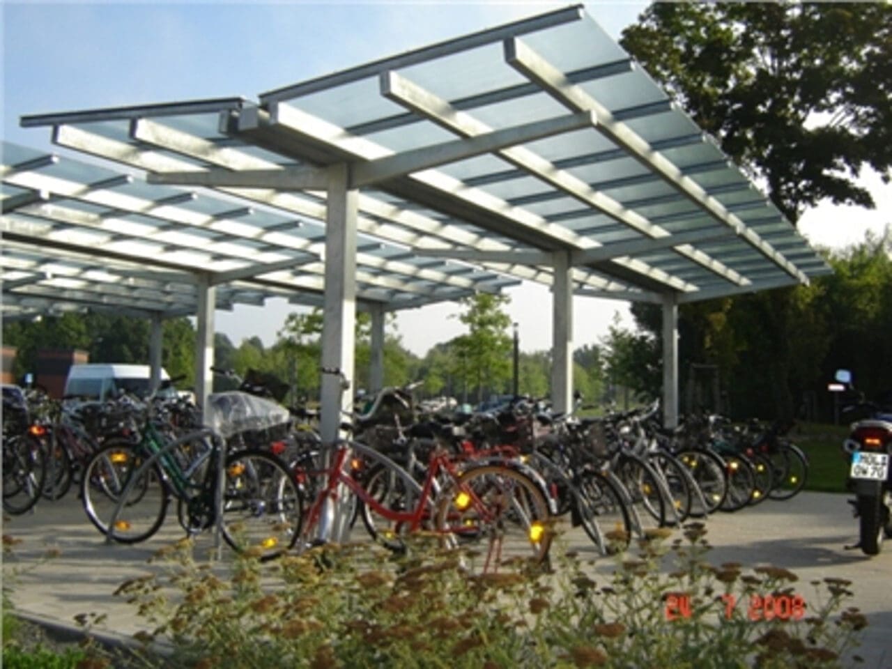 Fahrradüberdachung WING von Team Tejbrant